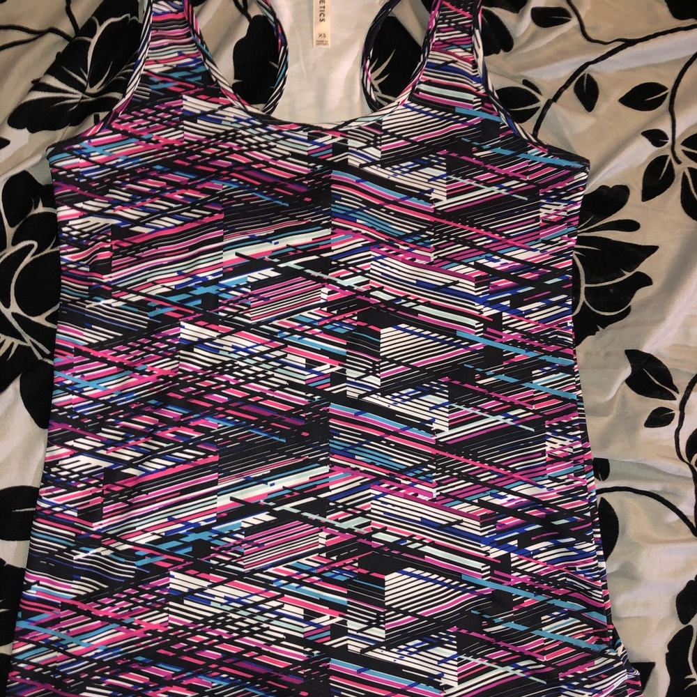 Fabletics Tank Top - Picture 2 of 5